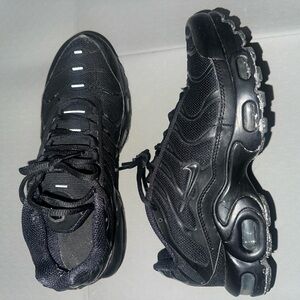 Nike Air Max Plus Big Kids Sneakers